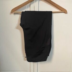 Black Yoga Capri Leggings